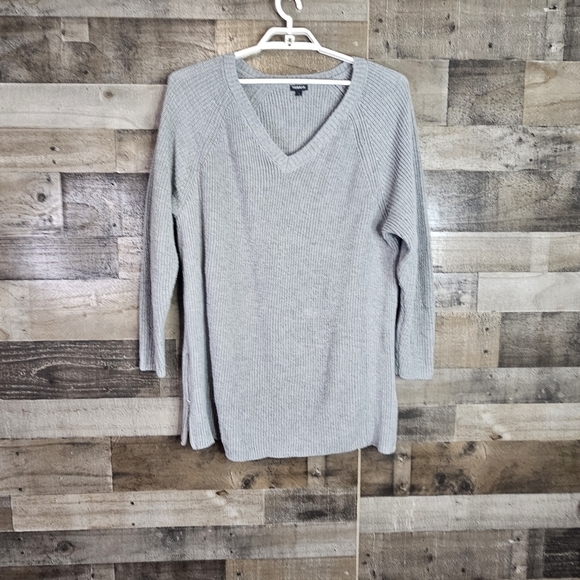 Torrid Vneck Ribbed Tunic Sweater Grey Side Zip 4 X - Picture 1 of 6